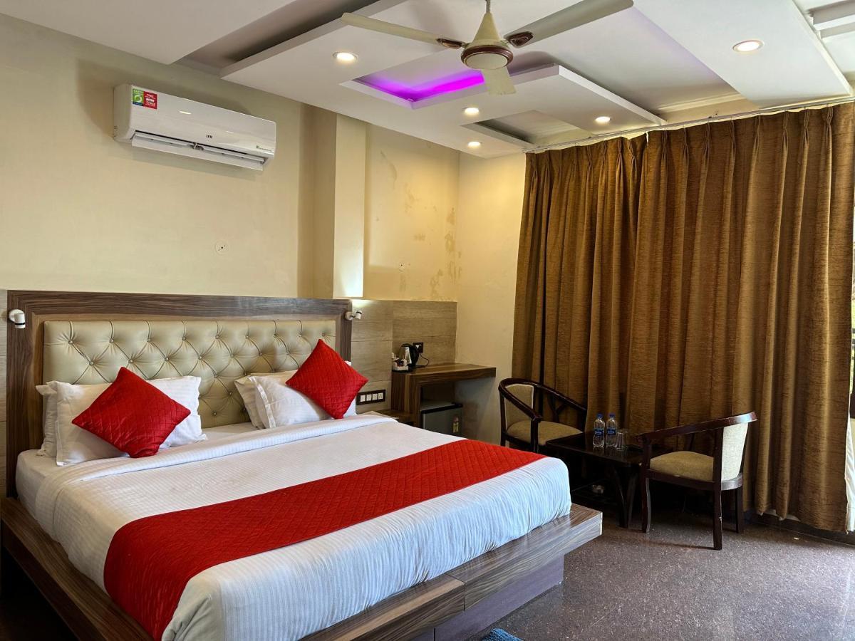 Hotel King Castle Dharamshala Buitenkant foto