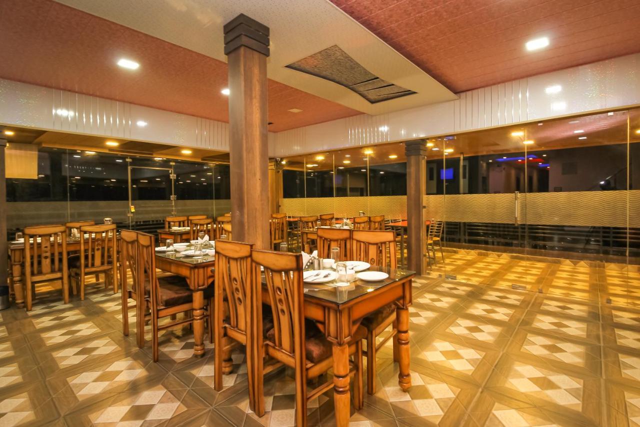 Hotel King Castle Dharamshala Buitenkant foto