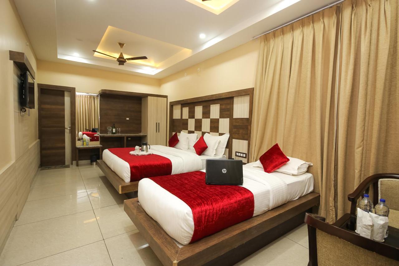 Hotel King Castle Dharamshala Buitenkant foto
